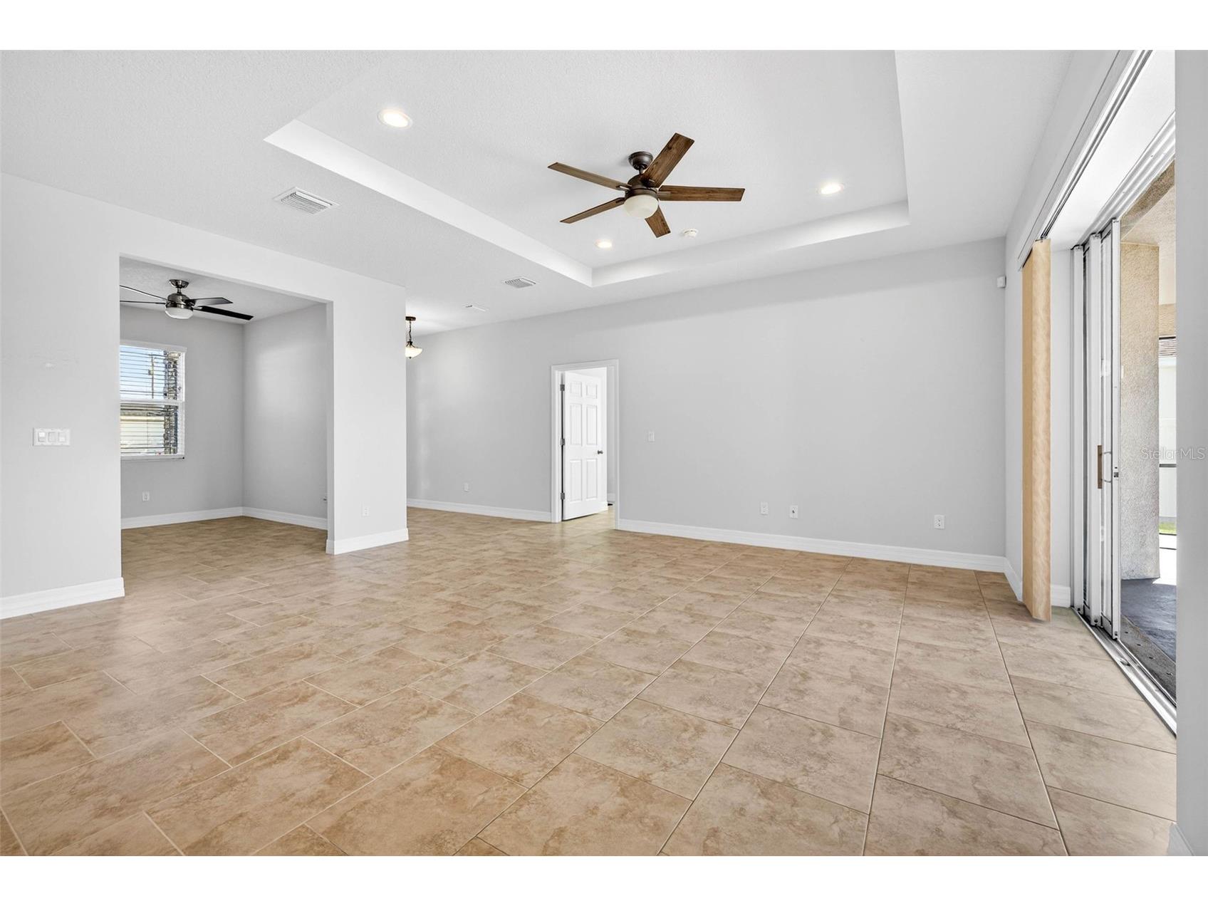 3813 Milflores Drive Sun City Center FL 33573 TB8481980 image7