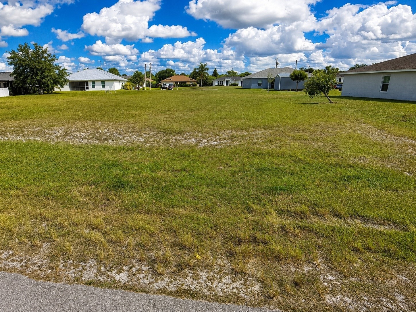 3813 NE 23rd Avenue Cape Coral FL 33909 OM724094 image1