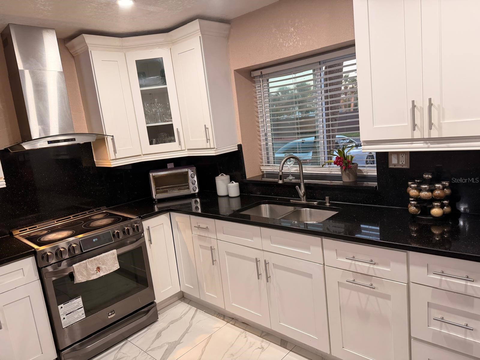 3813 S Lake Drive #231 Tampa FL 33614 W7882418 image6