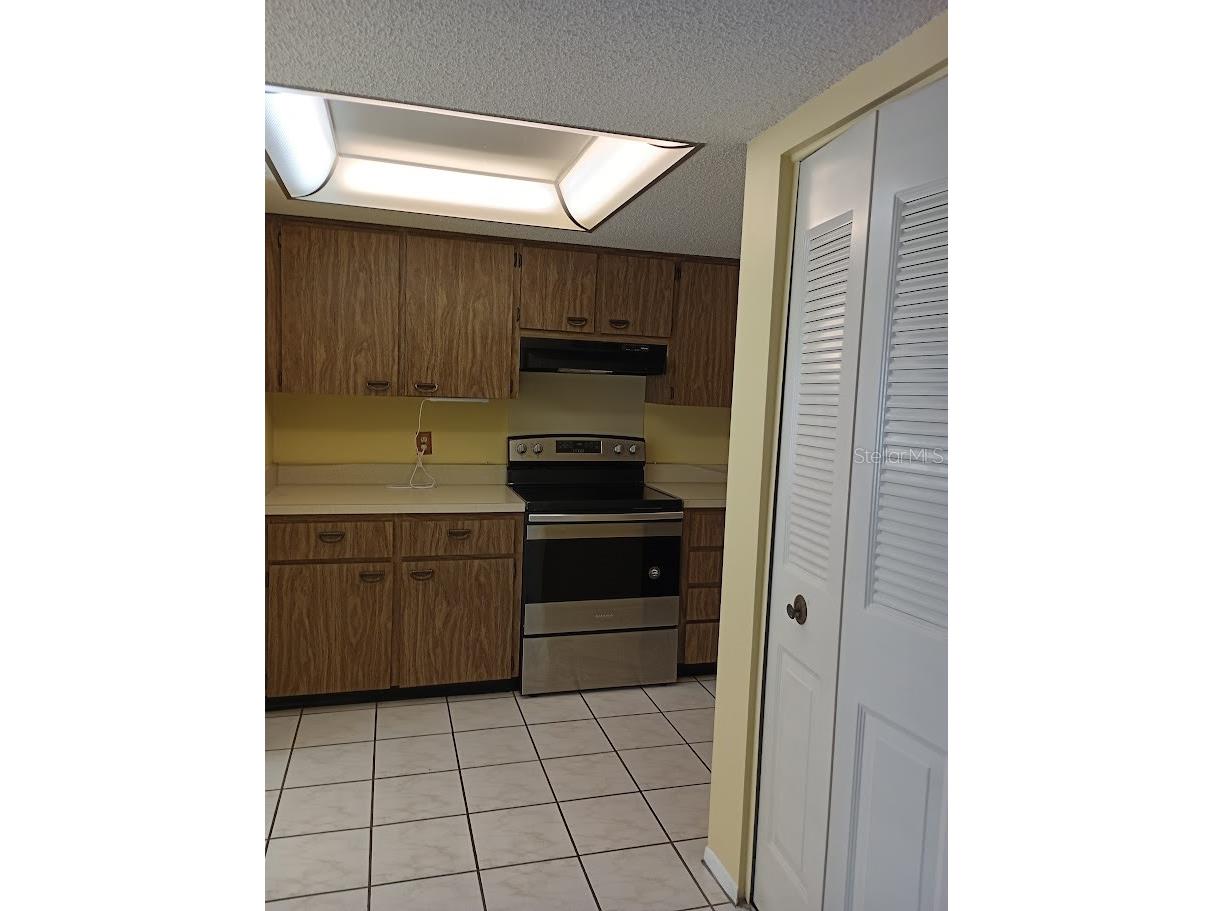 3813 Staysail Lane Holiday FL 34691 TB8505064 image10