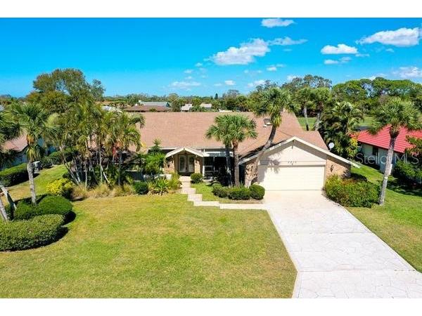 3813 Torrey Pines Boulevard Sarasota FL 34238 A4561466 image1