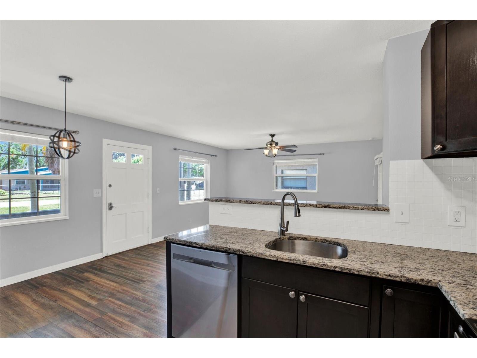 3813 W Wisconsin Avenue Tampa FL 33616 TB8513597 image8