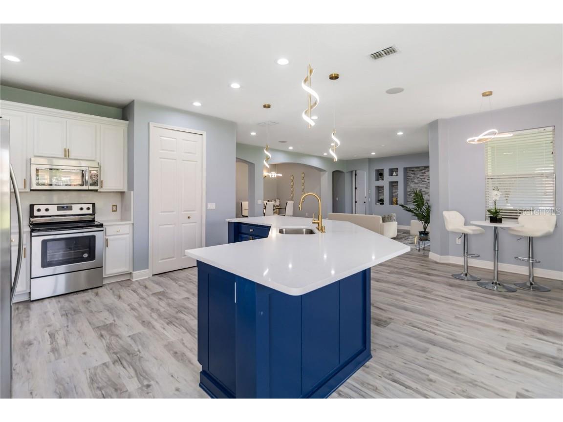 3814 Golden Feather Way Kissimmee FL 34746 - LAKE TOHO O6341696 image16