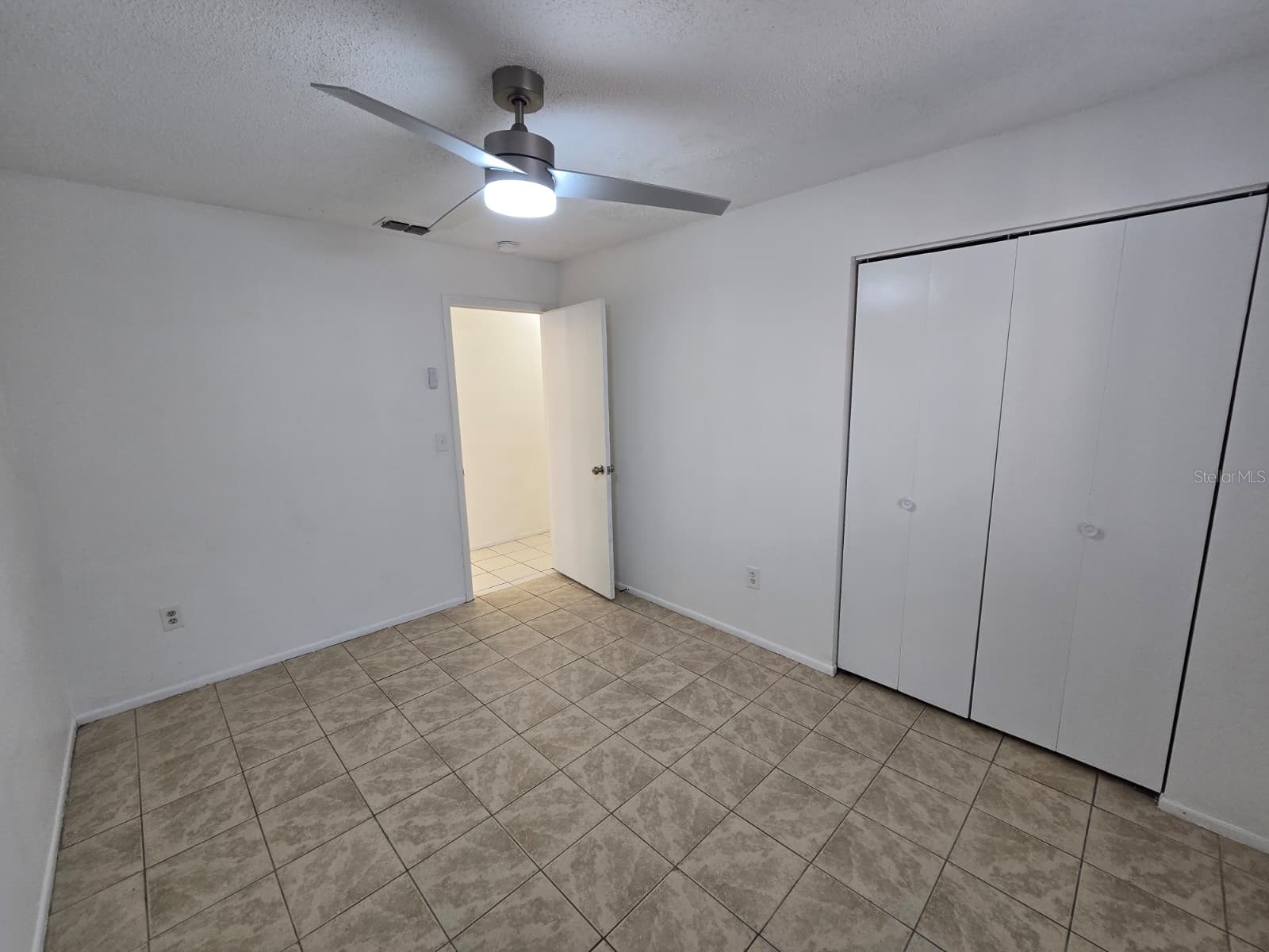 3814 Valley Tree Drive Tampa FL 33610 TB8436806 image11