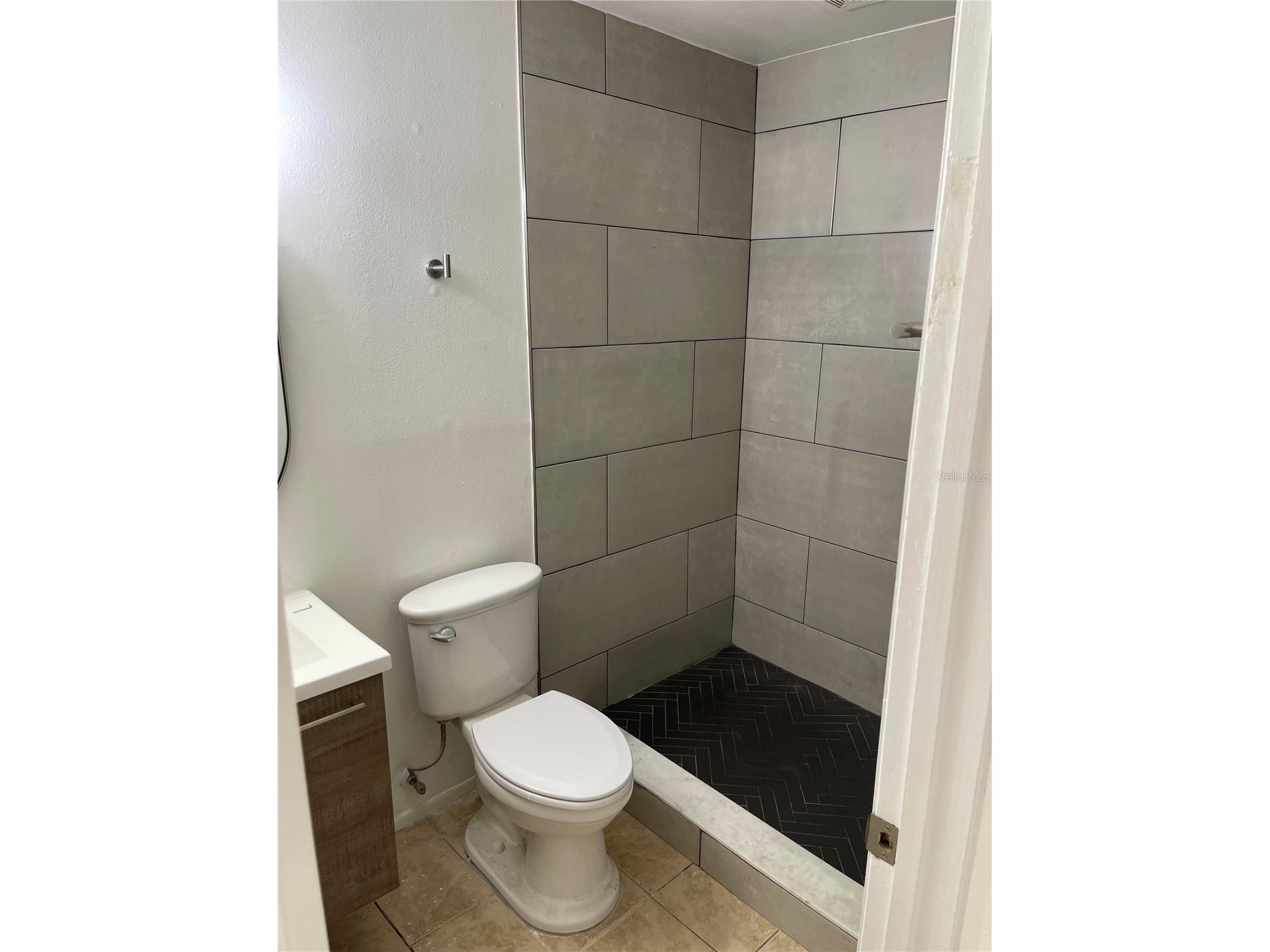 3814 Valley Tree Drive Tampa FL 33610 TB8436806 image17