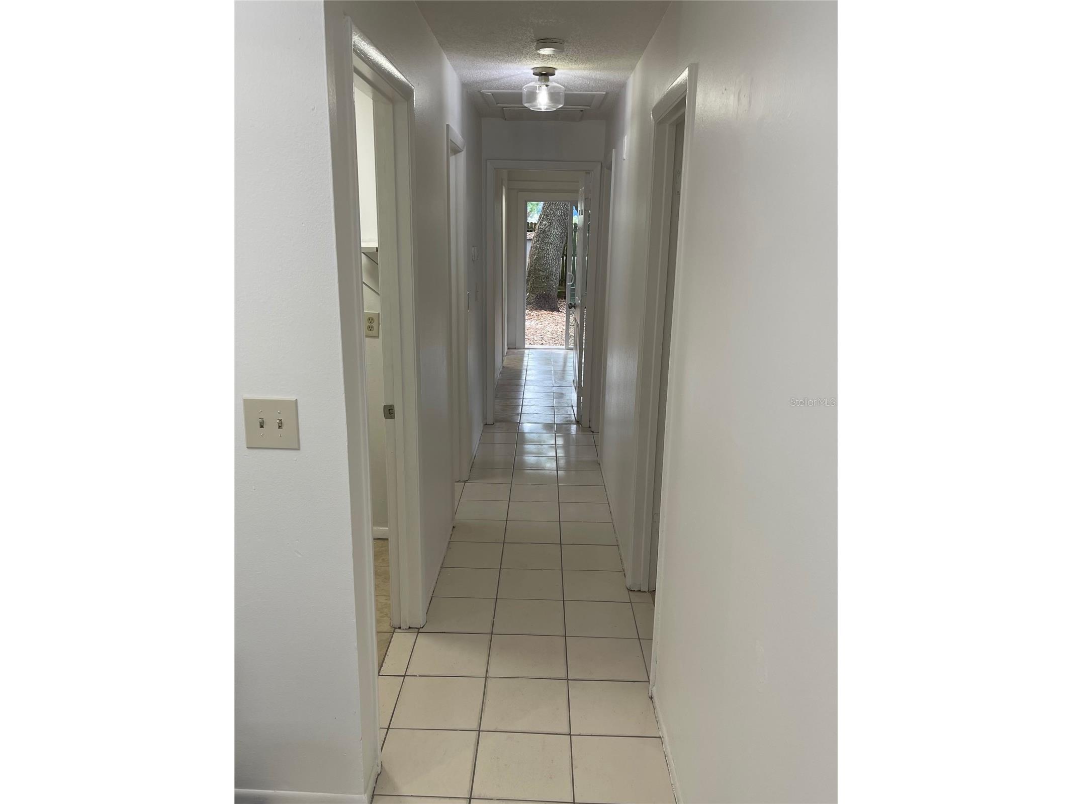 3814 Valley Tree Drive Tampa FL 33610 TB8436806 image6