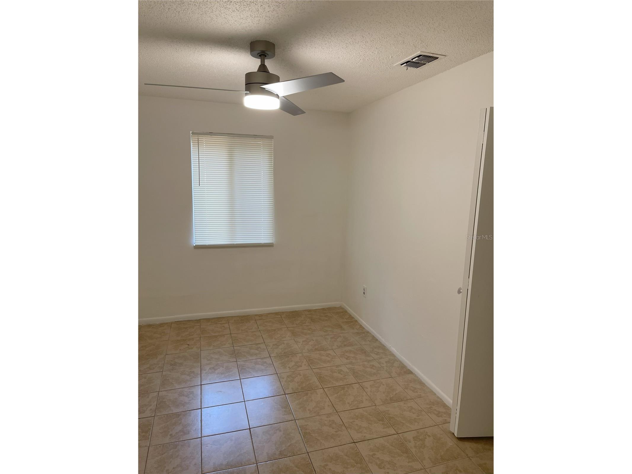 3814 Valley Tree Drive Tampa FL 33610 TB8436806 image9