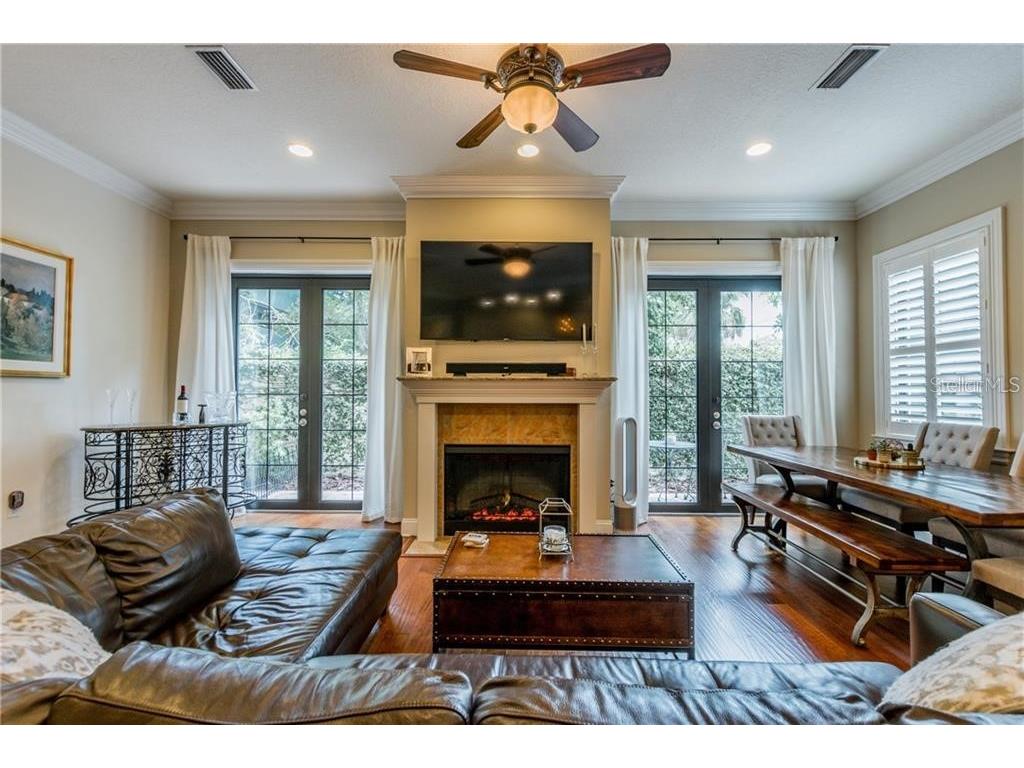 3814 Villas Del Sol Court Tampa FL 33609 TB8509345 image4