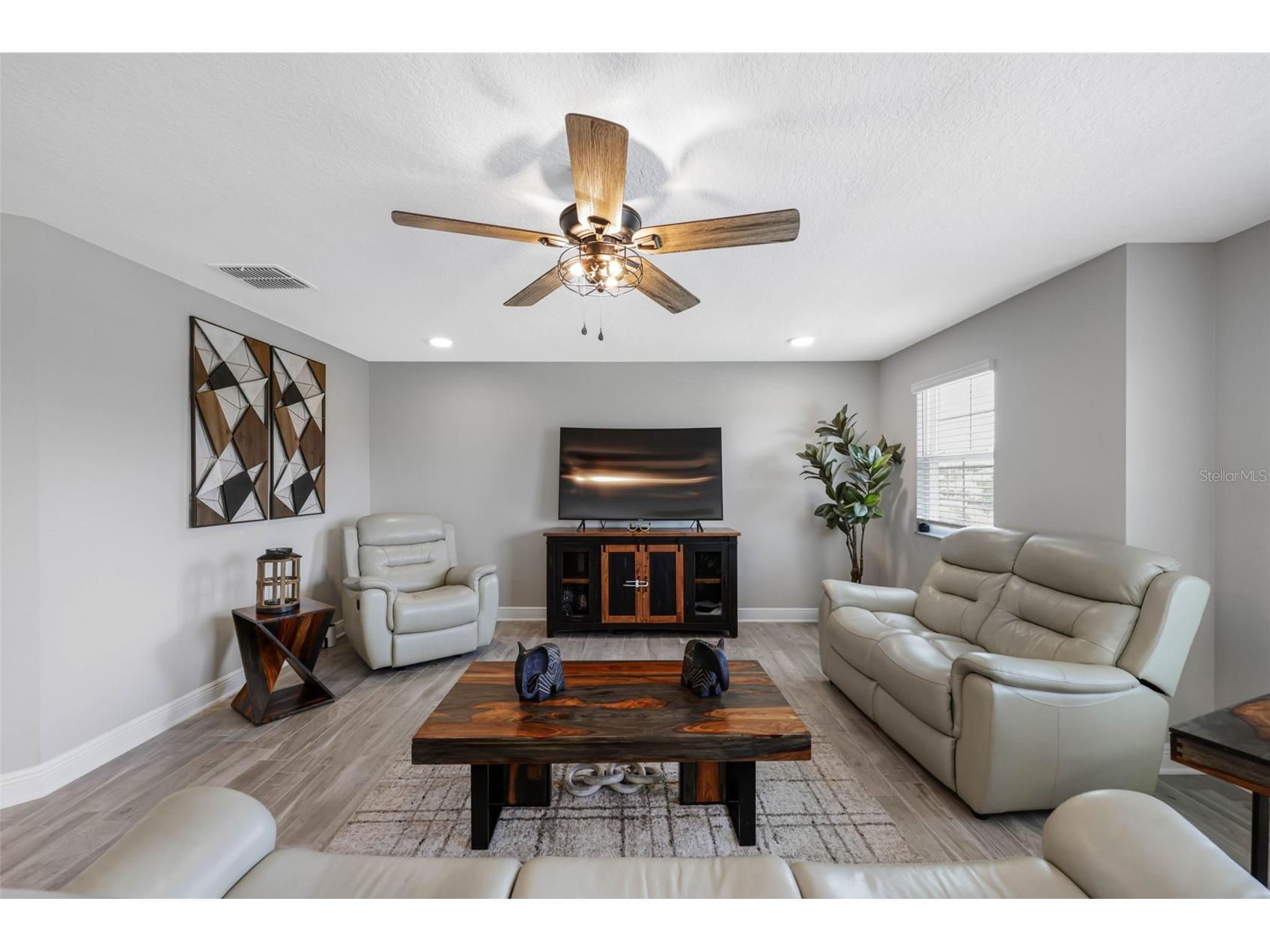 38144 Cobble Creek Boulevard Zephyrhills FL 33540 TB8423489 image19