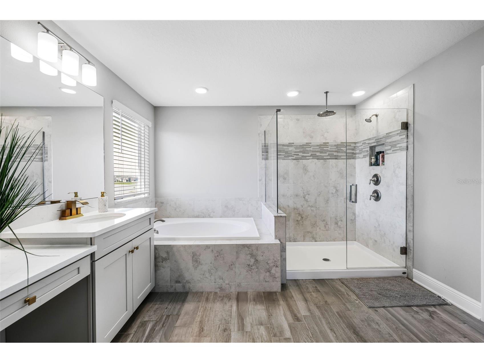 38144 Cobble Creek Boulevard Zephyrhills FL 33540 TB8423489 image24