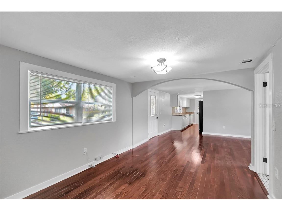 38145 7th Street Zephyrhills FL 33542 TB8418084 image11