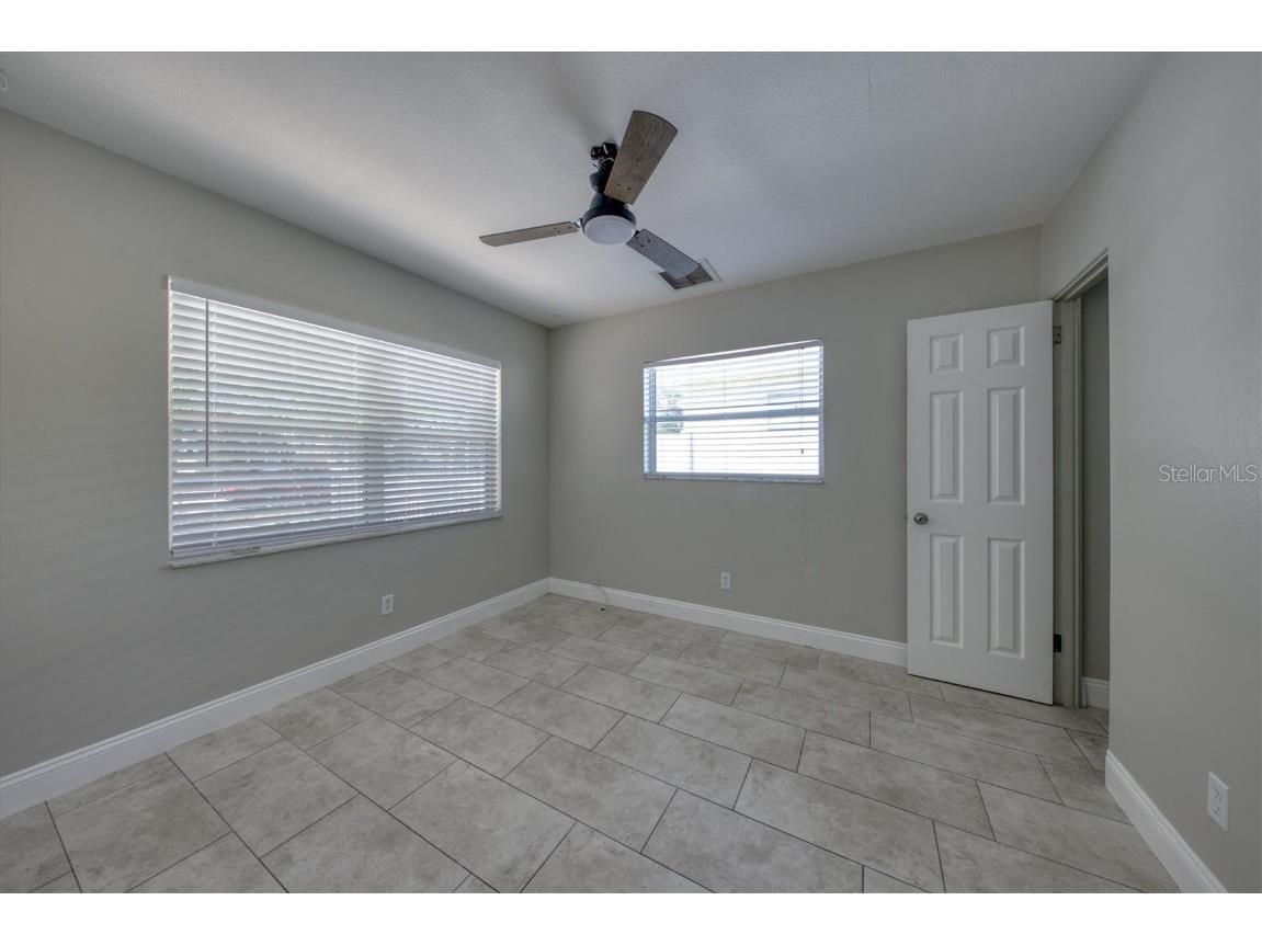 3815 1st Avenue N Saint Petersburg FL 33713 TB8437102 image16