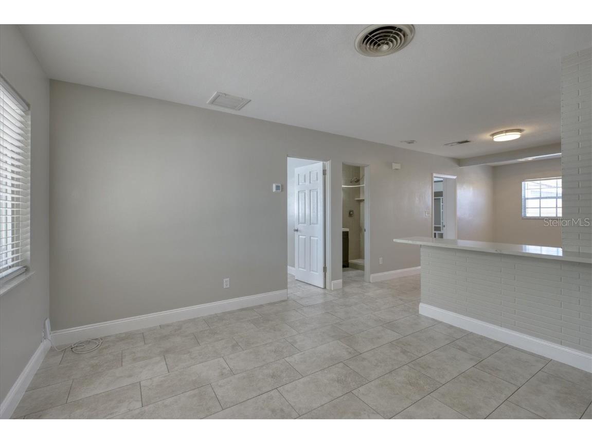 3815 1st Avenue N Saint Petersburg FL 33713 TB8437102 image6