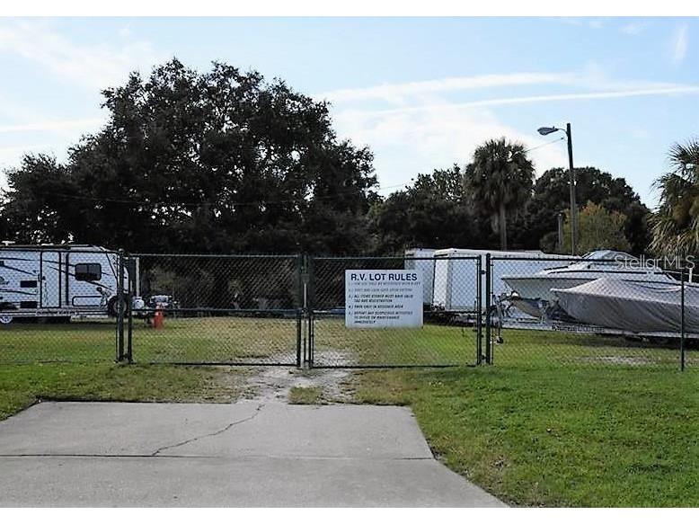 3815 N Oak Dr #G11 Tampa FL 33611 TB8439692 image18