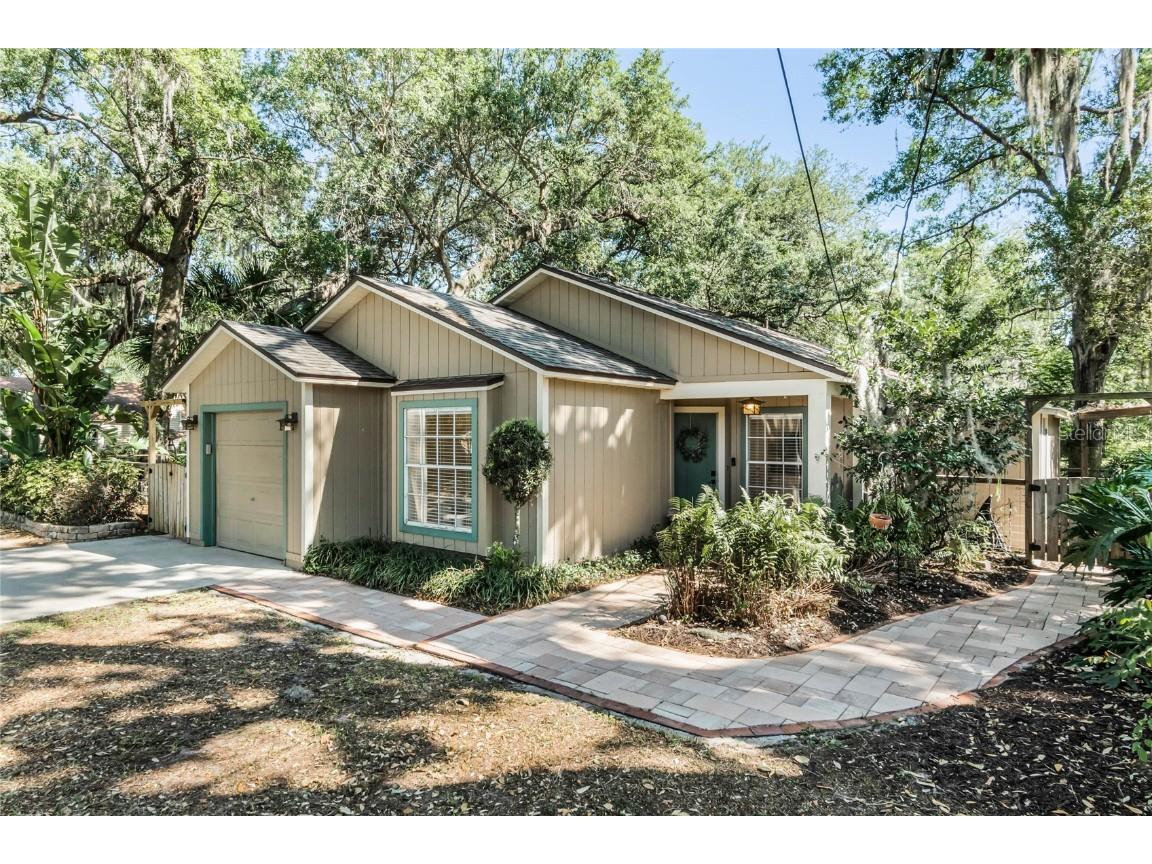 3815 Vine Lane Mount Dora FL 32757 - LAKE ELEANOR G5067222 image1
