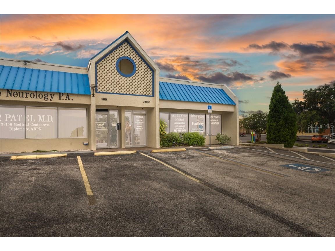 38152 Medical Center Avenue Zephyrhills FL 33540 T3449369 image1