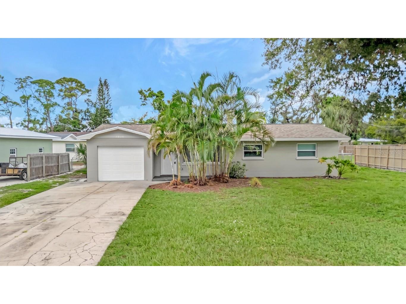 3816 1st Avenue W Bradenton FL 34205 A4662350 image1