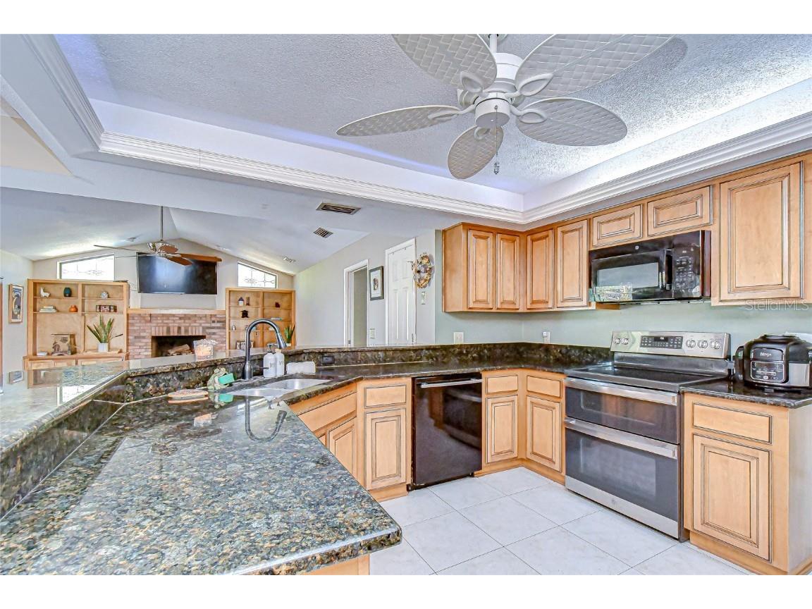 3816 Buckingham Loop Drive Valrico FL 33594 TB8444188 image12