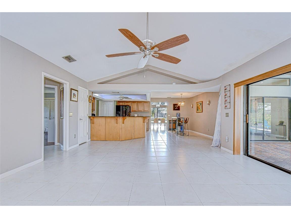 3816 Buckingham Loop Drive Valrico FL 33594 TB8444188 image14