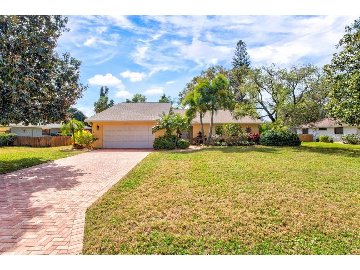 3816 Countryside Lane Sarasota FL 34233 A4529620 image1