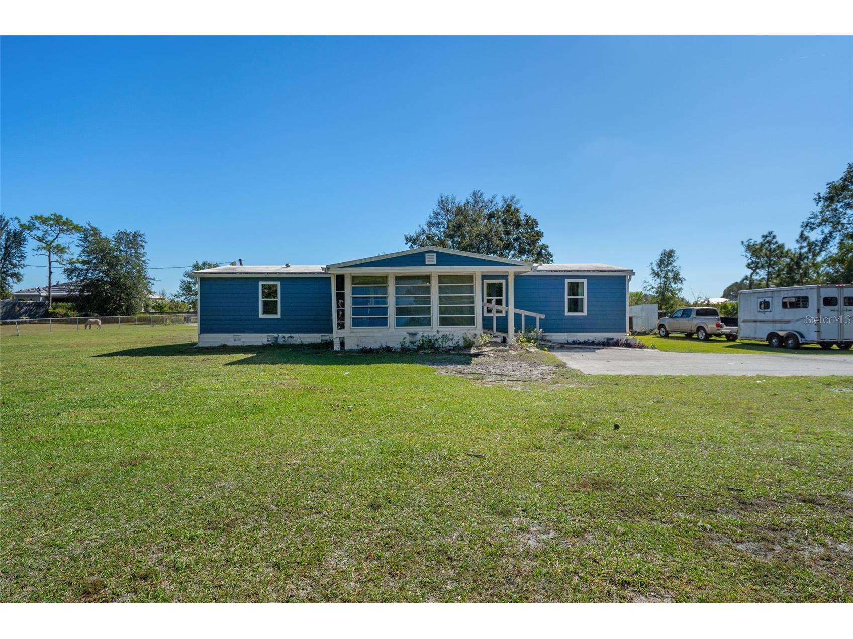 3816 Fox Ridge Boulevard Wesley Chapel FL 33543 W7880072 image1