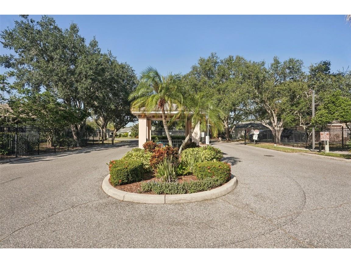 3817 Garden Lakes Estates Drive Bradenton FL 34203 A4674450 image33