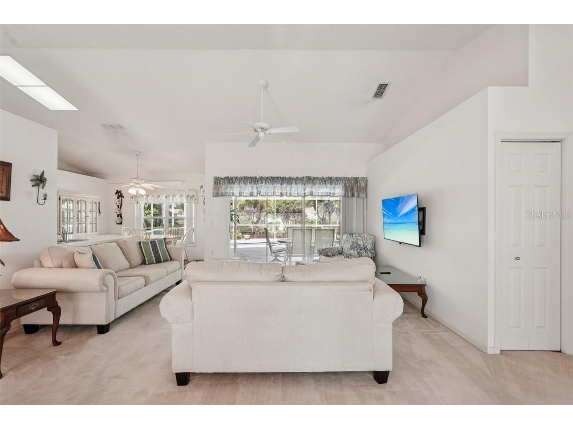 3817 Garden Lakes Estates Drive Bradenton FL 34203 A4674450 image5