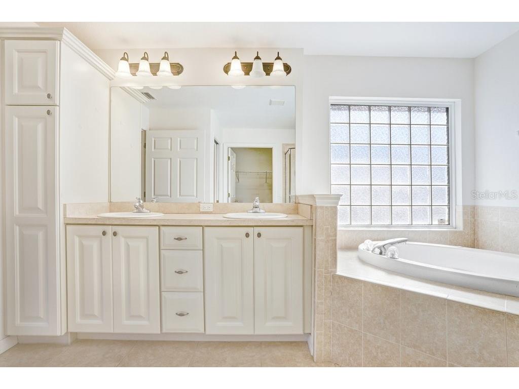 3817 Osprey Pointe Circle Winter Haven FL 33884 P4937019 image20