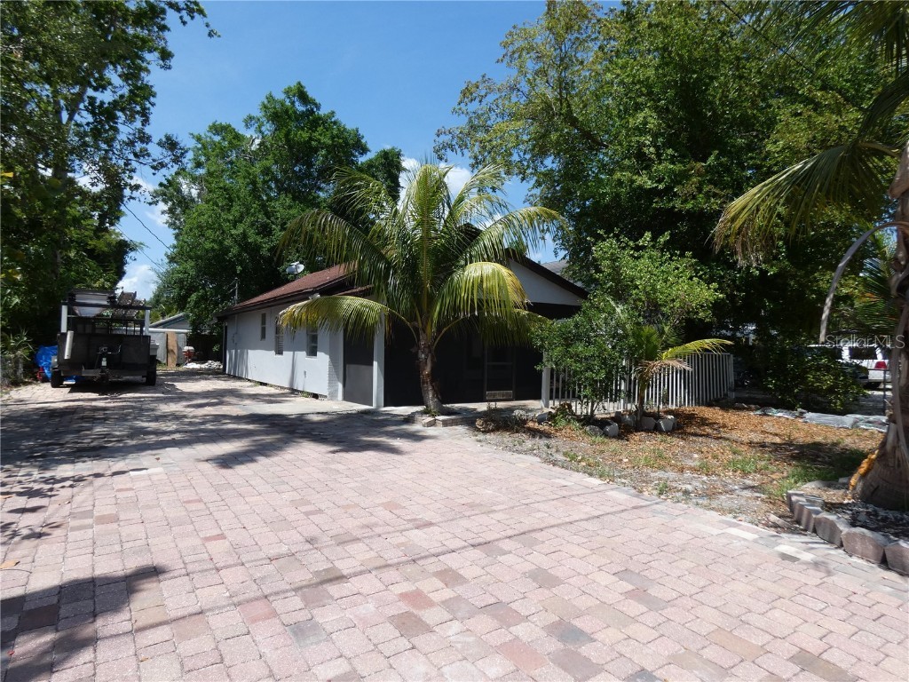3817 Pearl Street Fort Myers FL 33916 C7517233 image2