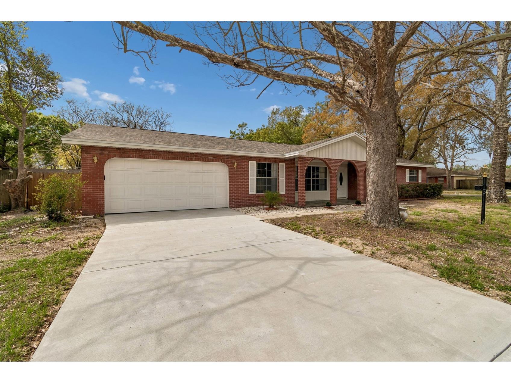 3817 Twilight Drive Valrico FL 33594 TB8488664 image2