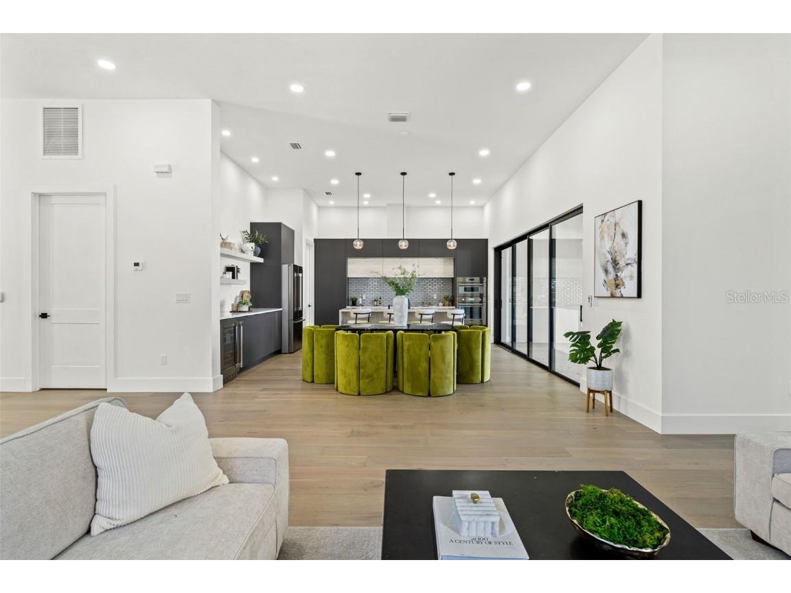 3817 W San Nicholas Street Tampa FL 33629 TB8447457 image14