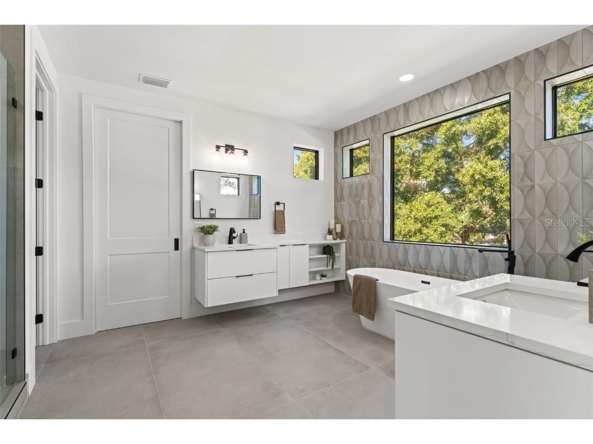 3817 W San Nicholas Street Tampa FL 33629 TB8447457 image48