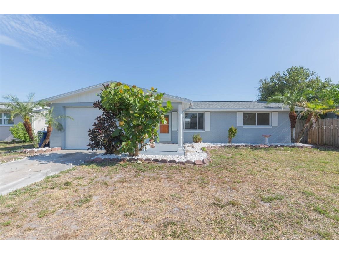 3818 Darlington Road Holiday FL 34691 T3529142 image1