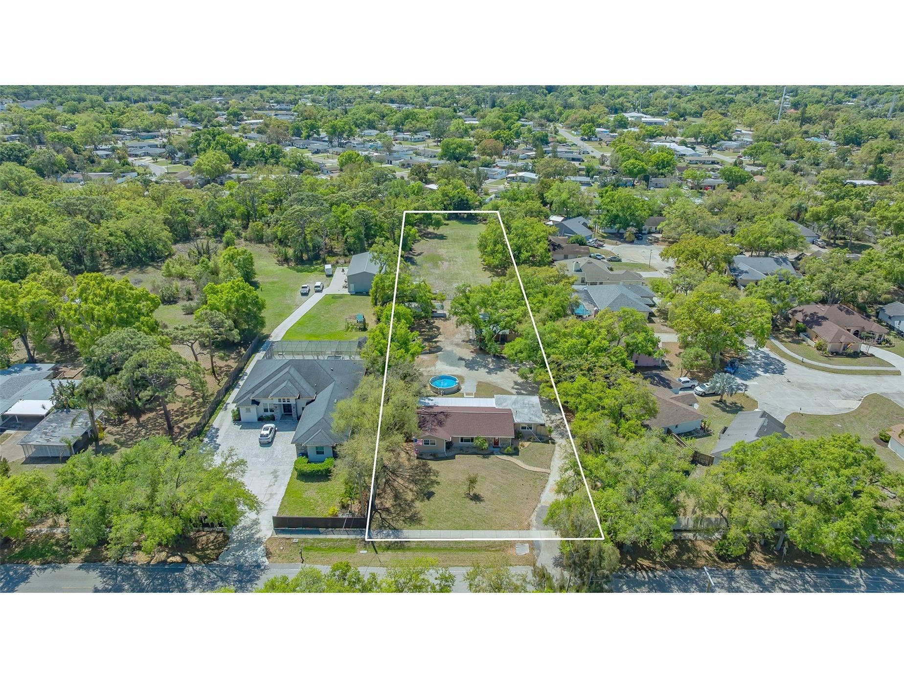 3818 Gocio Road Sarasota FL 34235 A4687006 image1