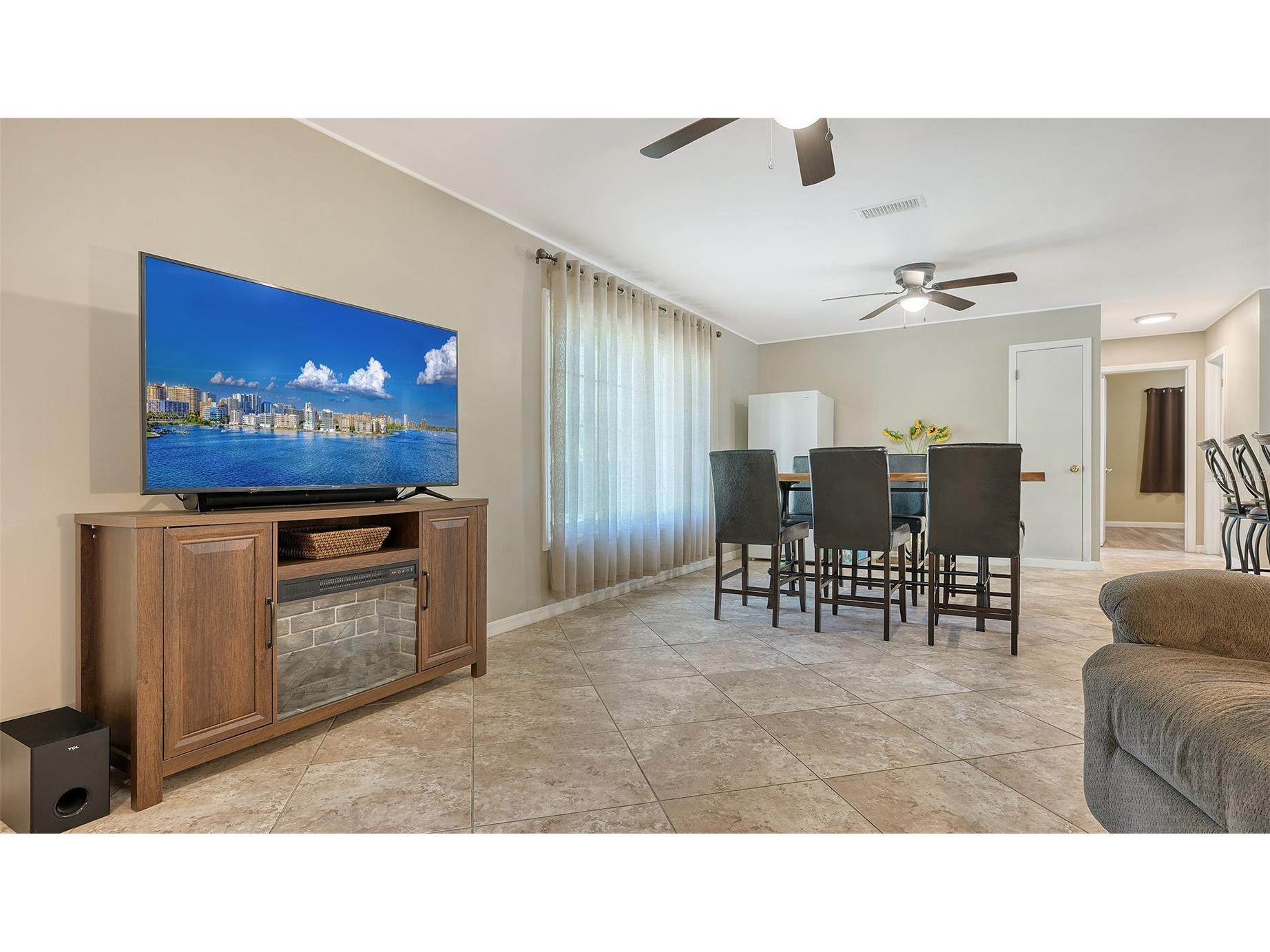 3818 Gocio Road Sarasota FL 34235 A4687006 image10