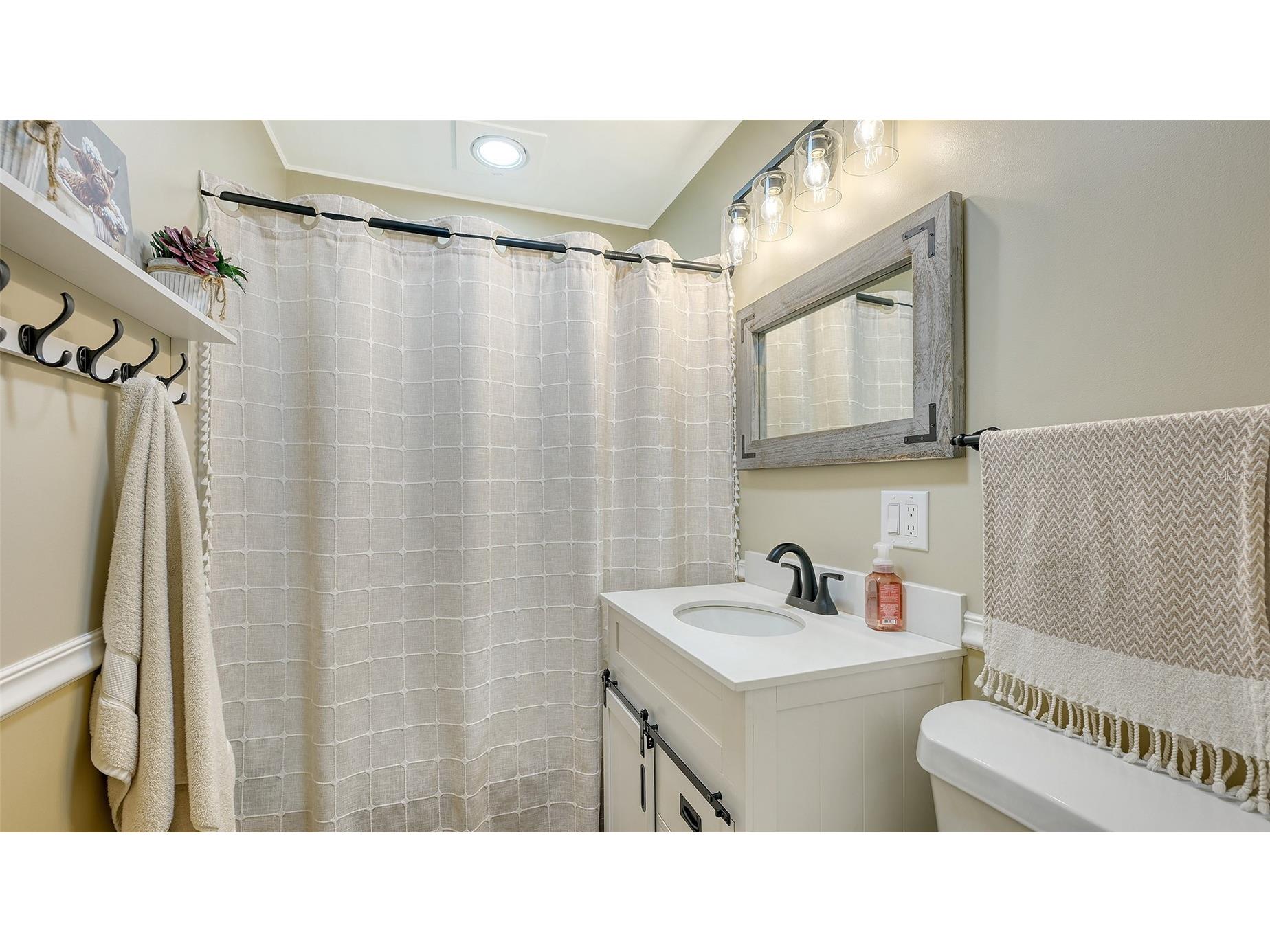 3818 Gocio Road Sarasota FL 34235 A4687006 image25