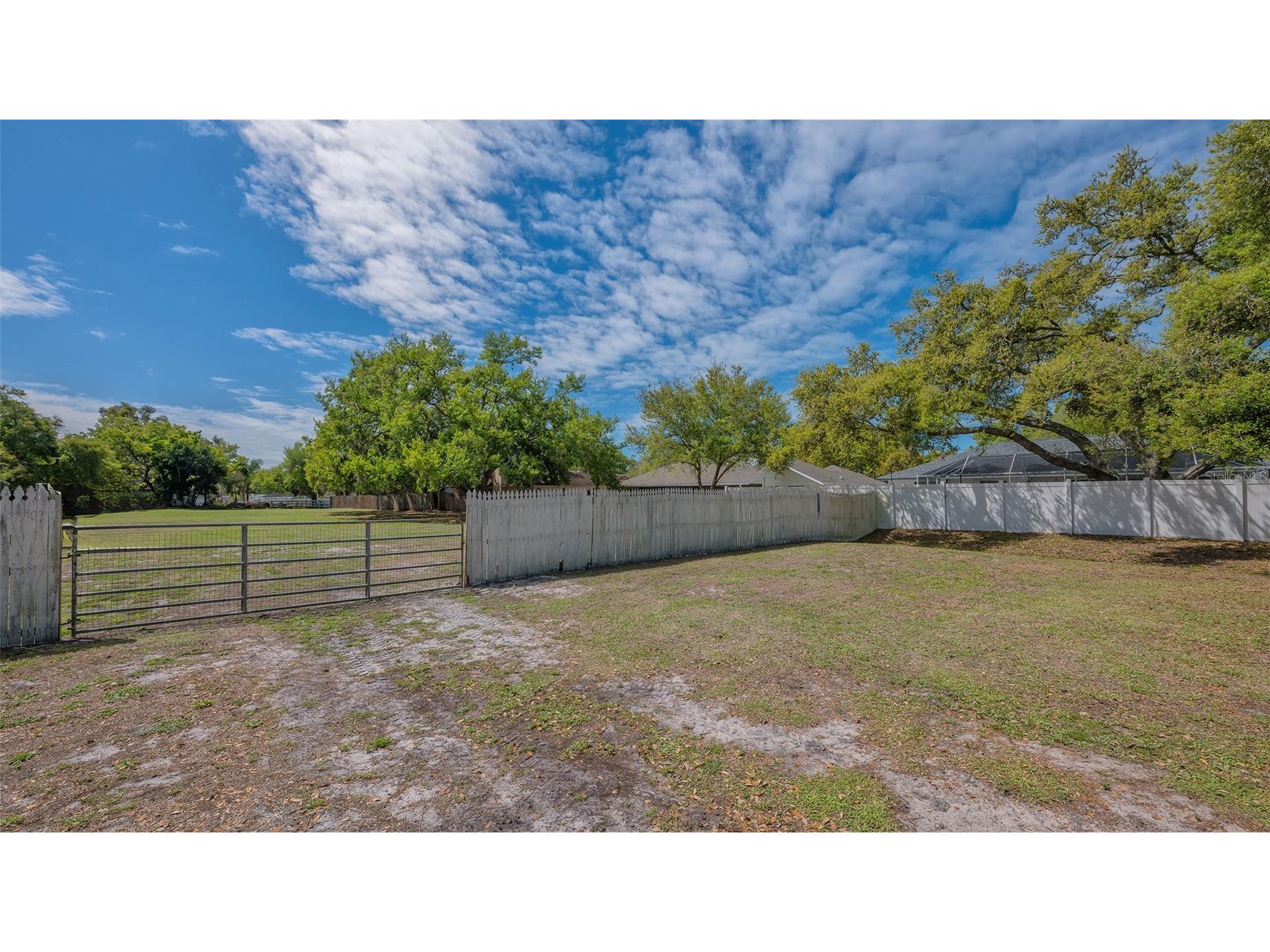 3818 Gocio Road Sarasota FL 34235 A4687006 image54