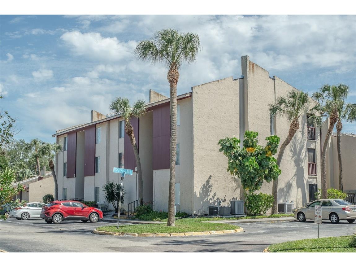 3818 N Lake Drive #75 Tampa FL 33614 T3517465 image1