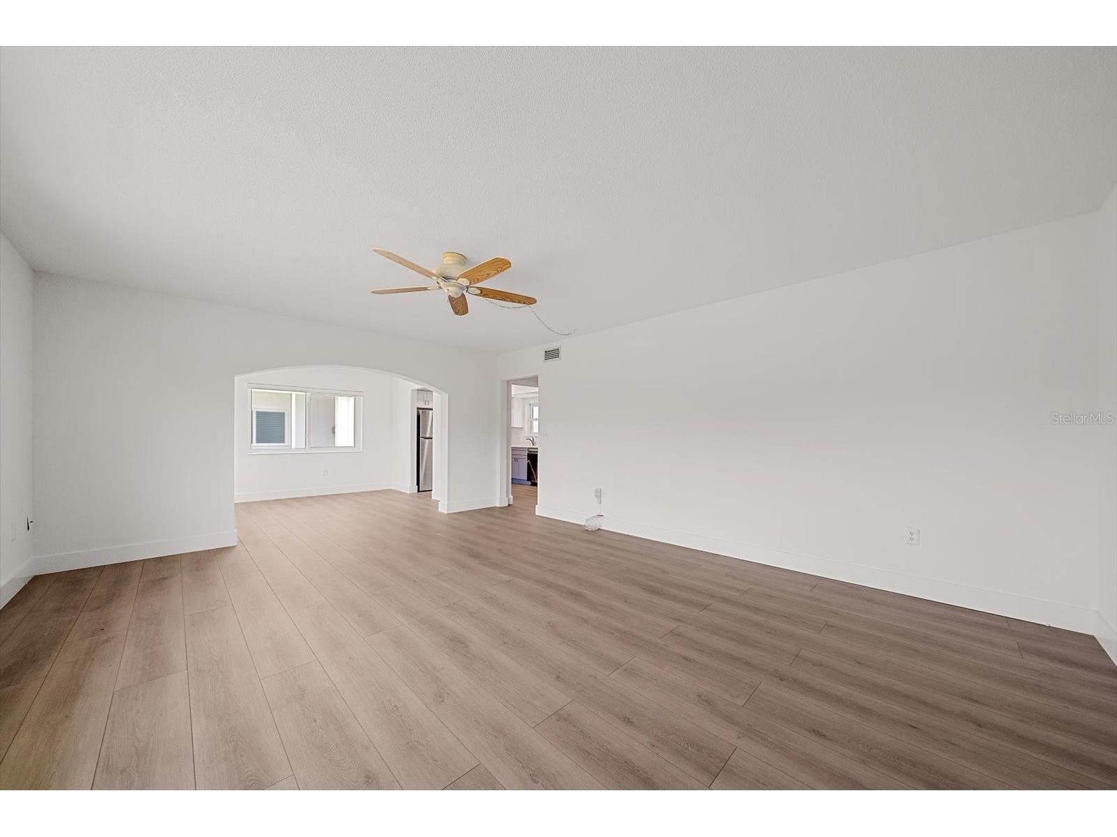 3818 Roxane Boulevard #157 Sarasota FL 34235 A4698069 image16