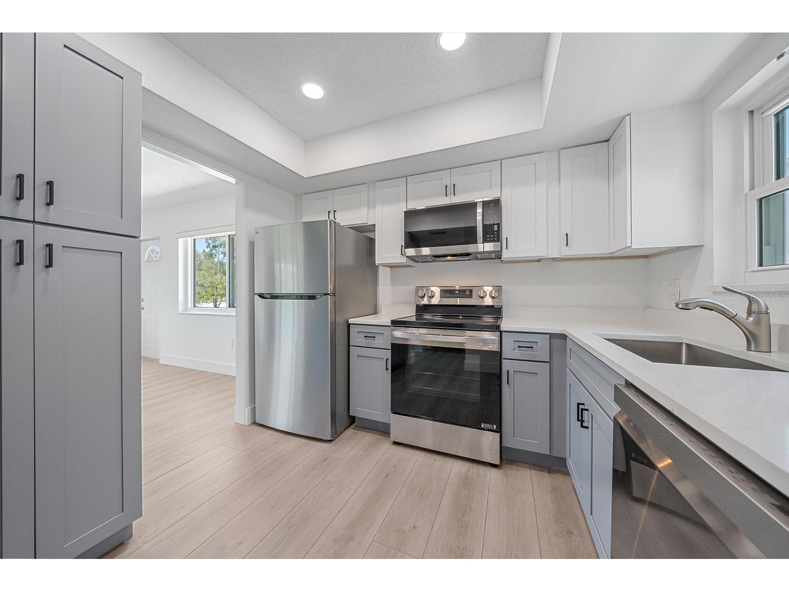 3818 Roxane Boulevard #157 Sarasota FL 34235 A4698069 image2