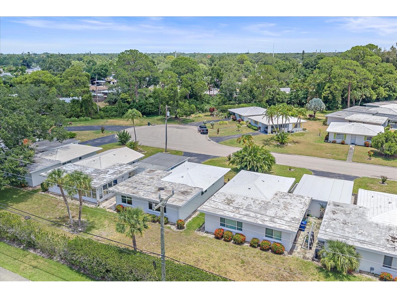 3818 Roxane Boulevard #157 Sarasota FL 34235 A4698069 image24