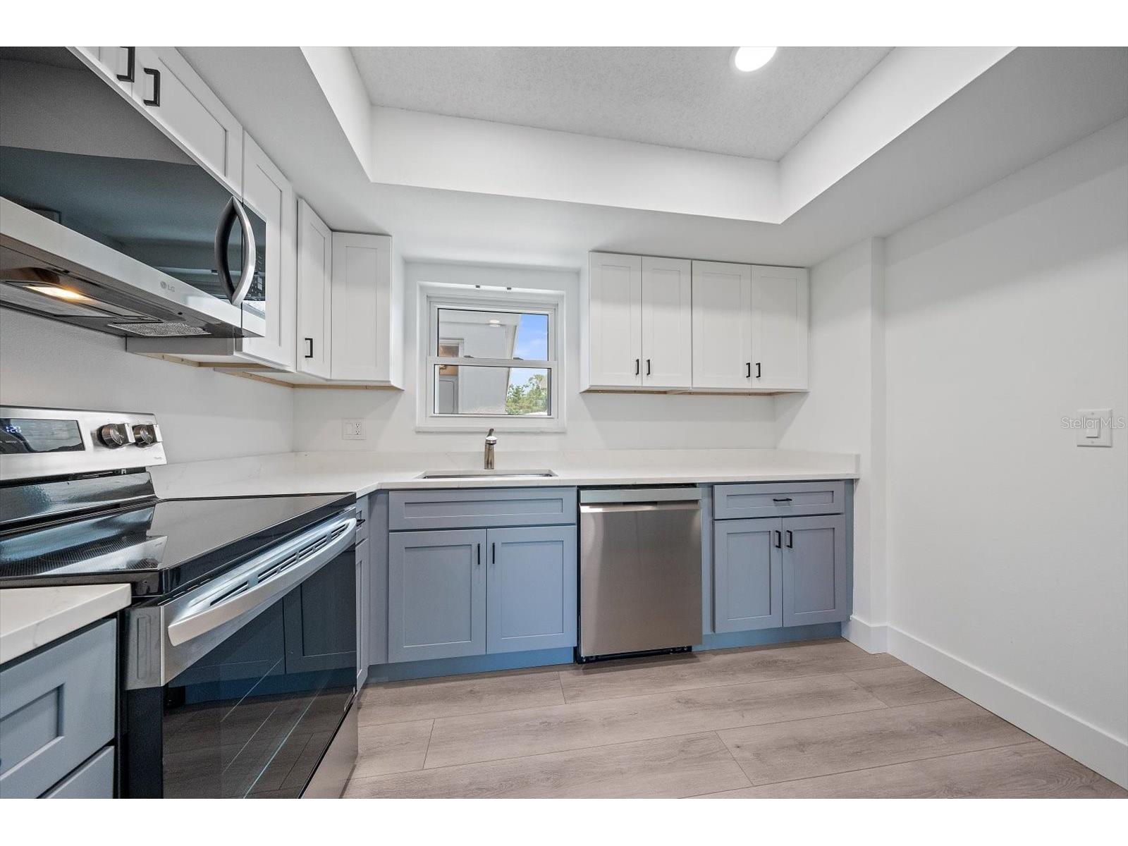 3818 Roxane Boulevard #157 Sarasota FL 34235 A4698069 image9