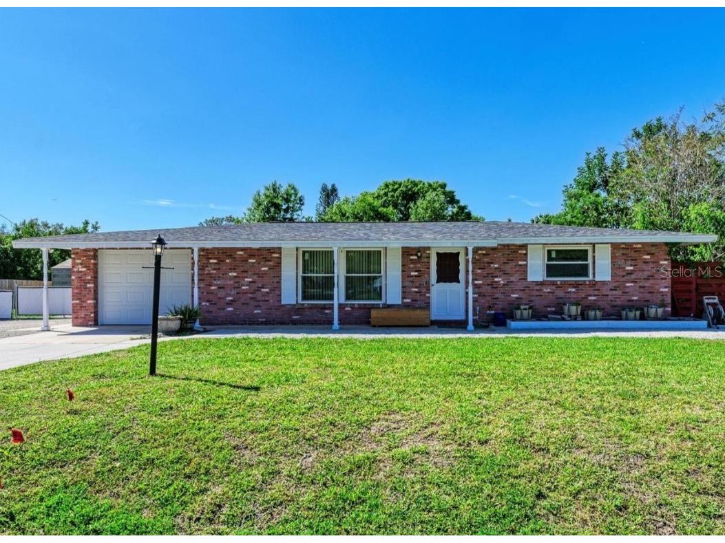 3818 San Luis Drive Sarasota FL 34235 A4600636 image1