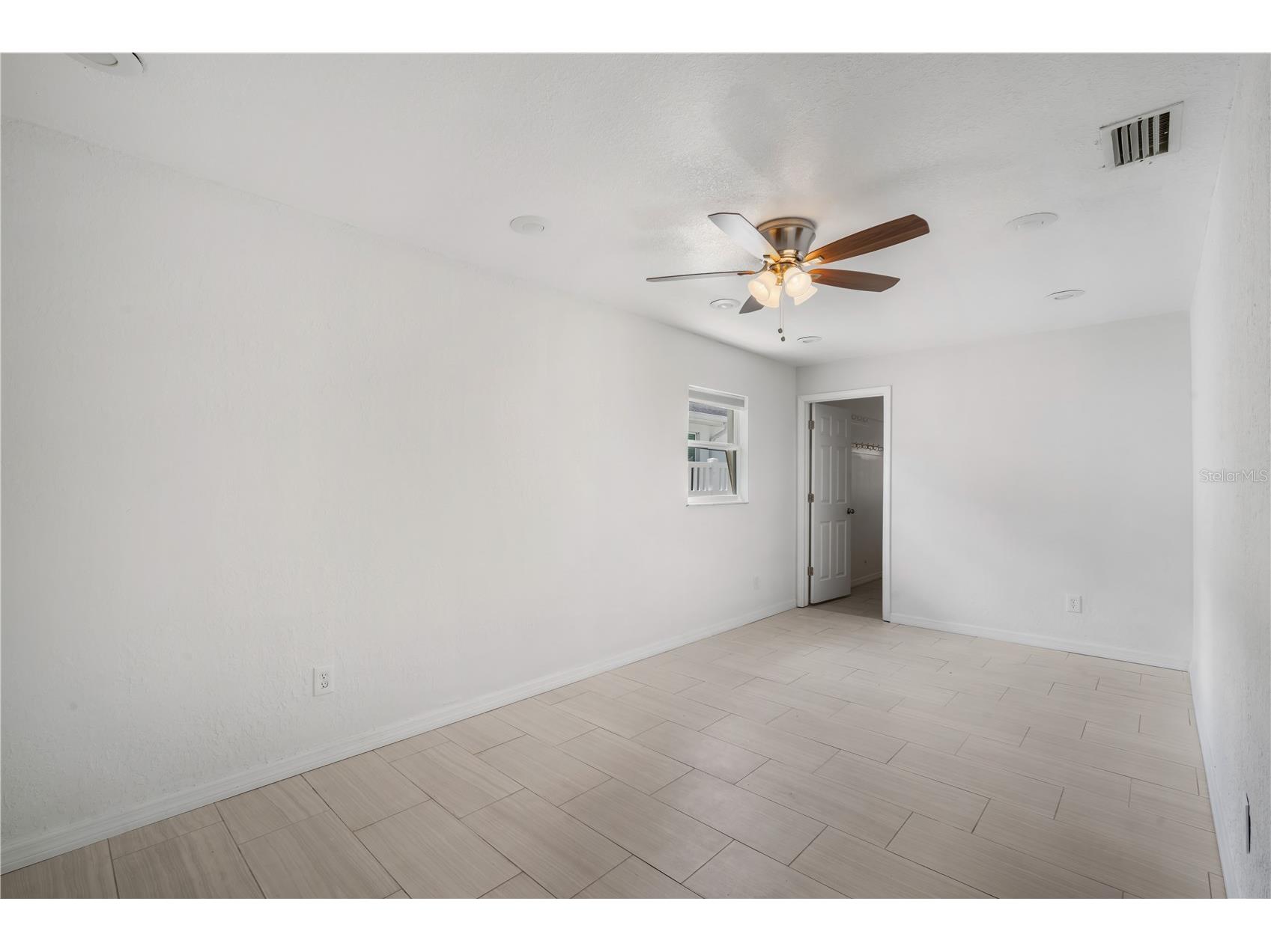 3818 W Iowa Avenue Tampa FL 33616 TB8475092 image14