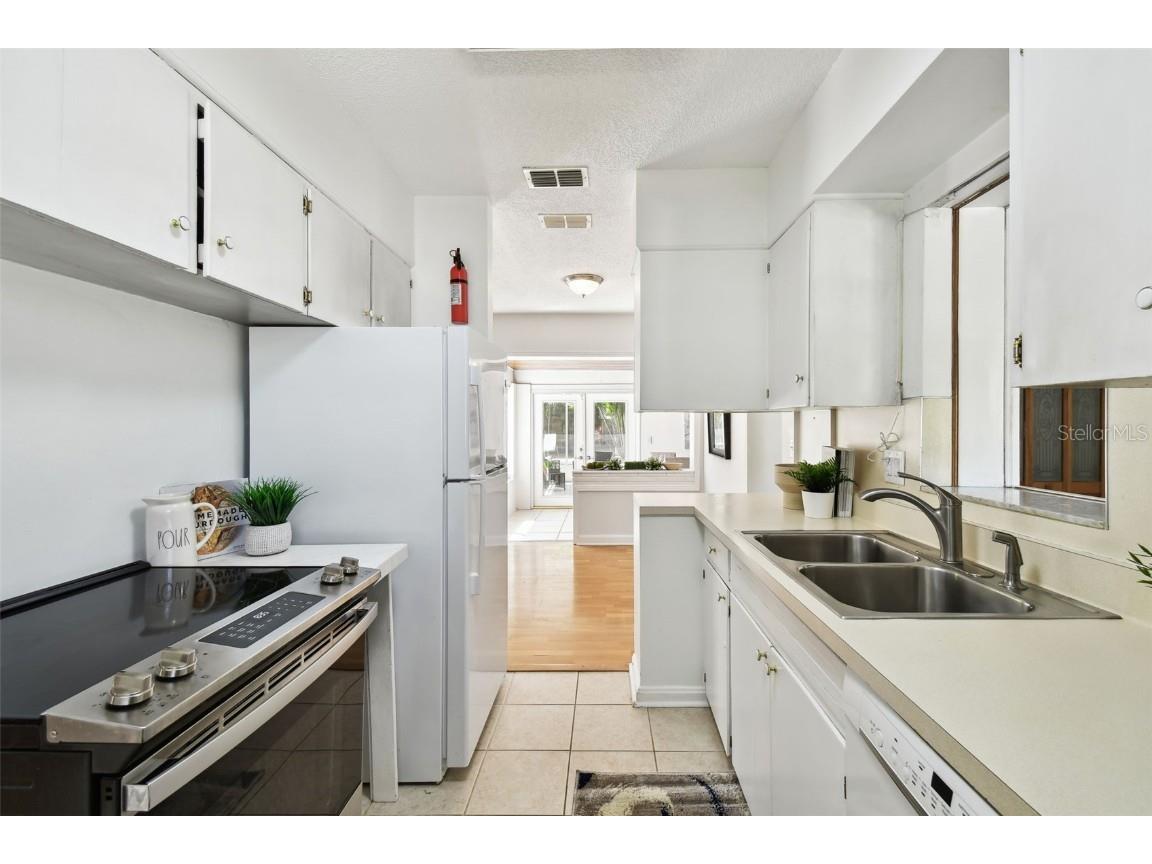 3818 W San Miguel Street Tampa FL 33629 TB8442632 image14