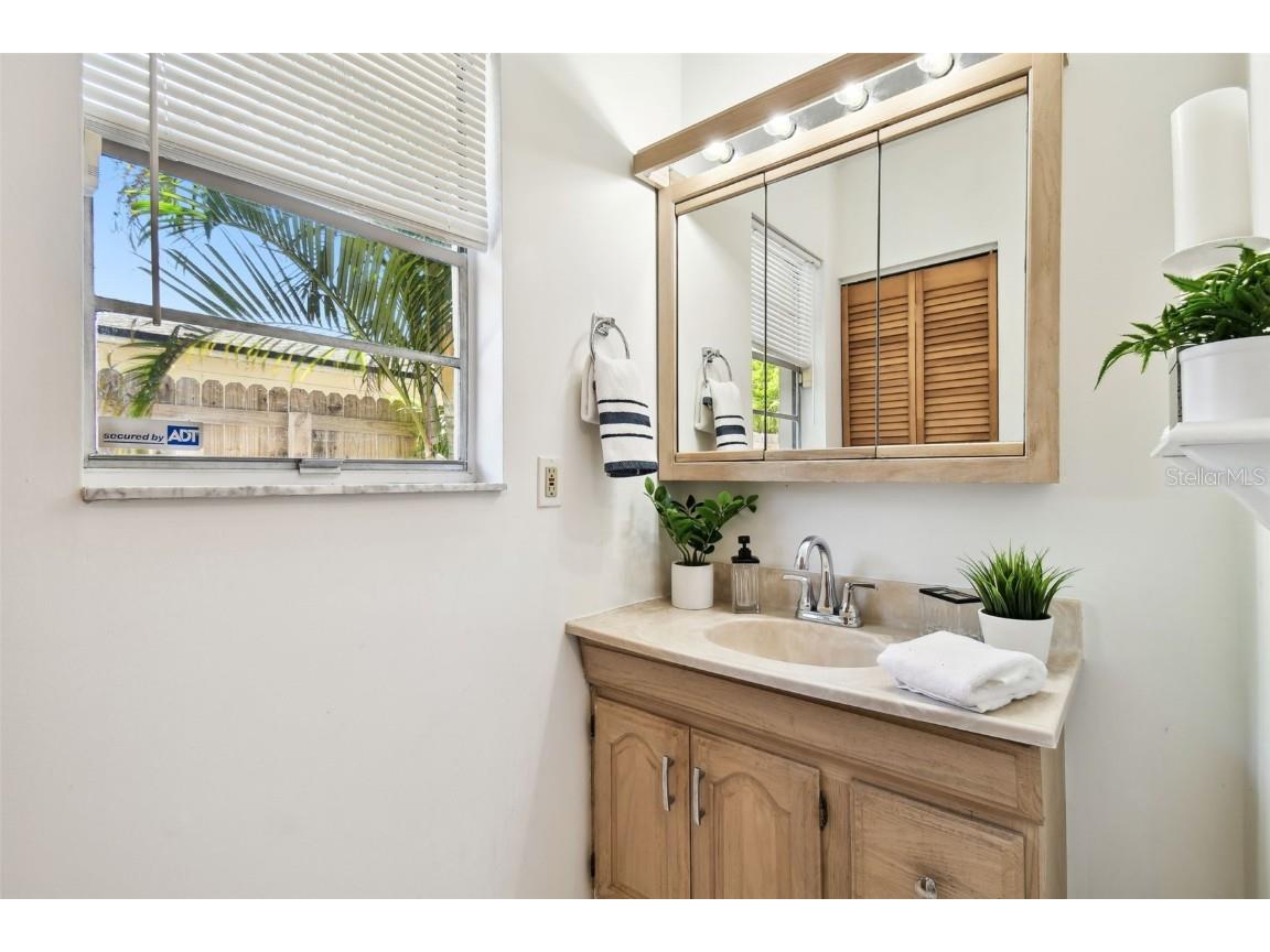 3818 W San Miguel Street Tampa FL 33629 TB8442632 image40