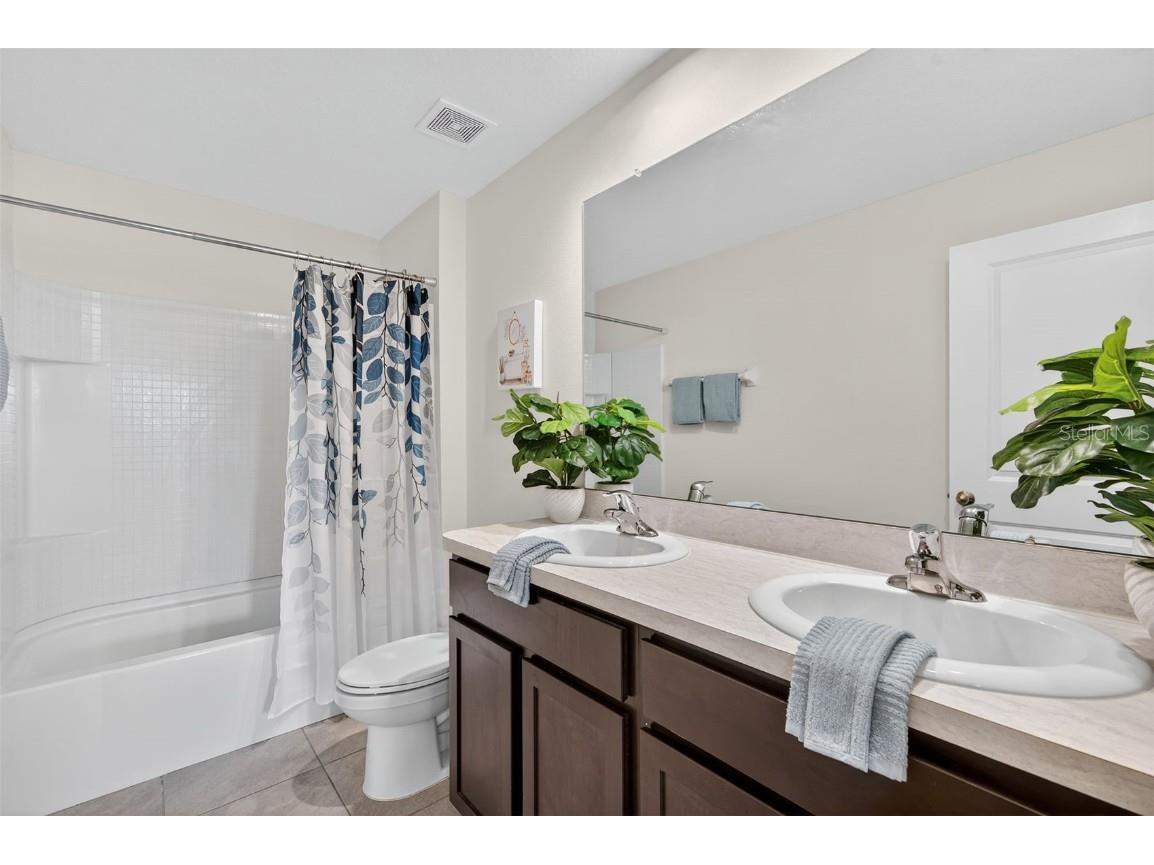 3819 Mannered Gold Avenue Bradenton FL 34208 A4664812 image34