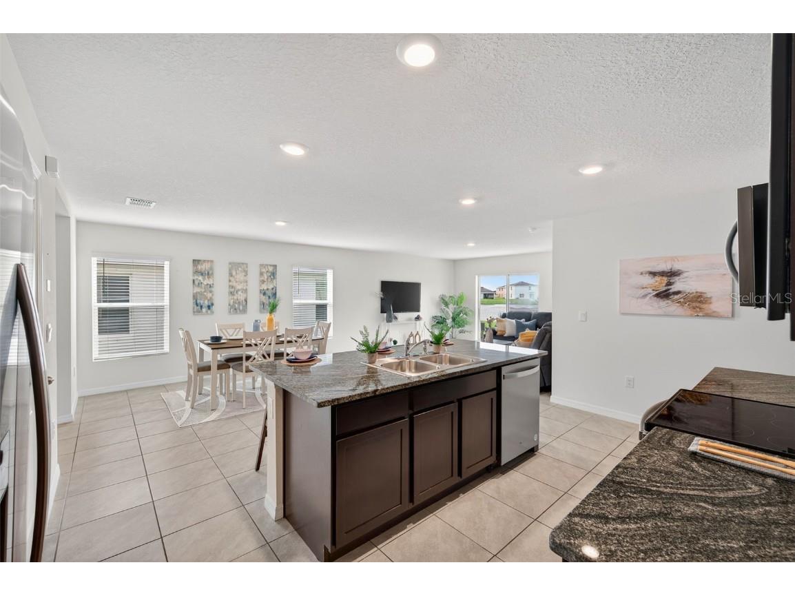 3819 Mannered Gold Avenue Bradenton FL 34208 A4664812 image9