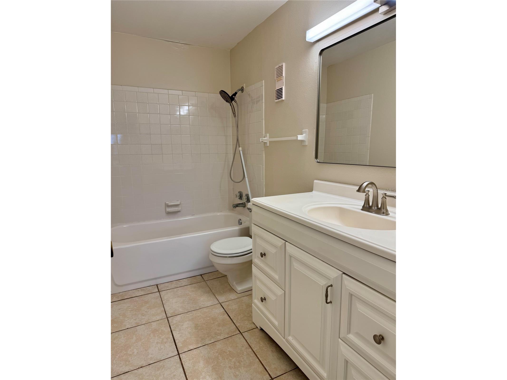 3819 N Oak Drive #I42 Tampa FL 33611 TB8482444 image9