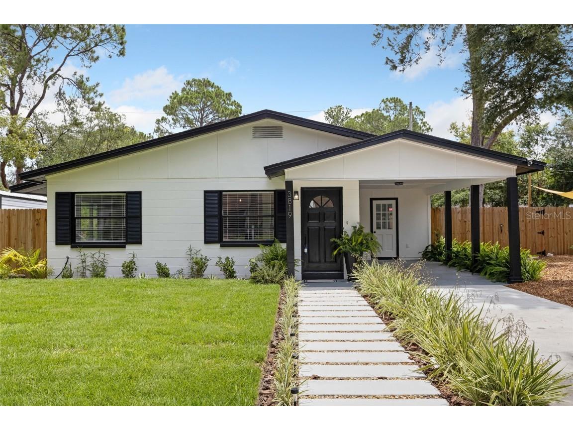 3819 NE 12th Street Gainesville FL 32609 U8221181 image1